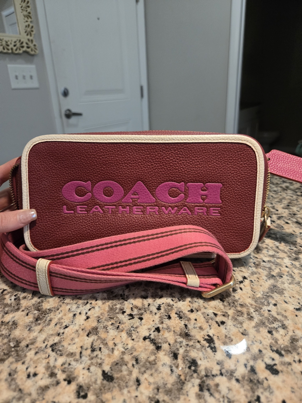 Coach Camera Bag :) Like New